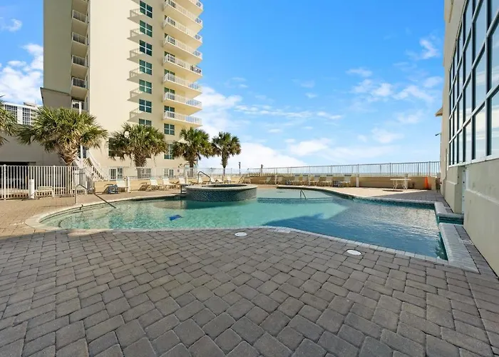 Apartment Crystal Shores West 601 By Youngs Suncoast *