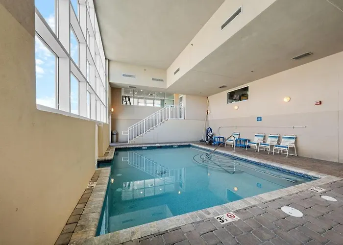 Apartment Crystal Shores West 601 By Youngs Suncoast