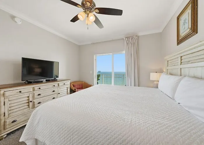 Apartment Crystal Shores West 601 By Youngs Suncoast *